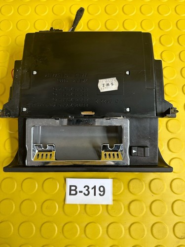 Aschenbecher vorne 8d0857951g - aschenbecher,
